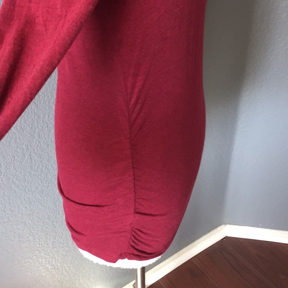 Red Top - Picture 3 of 3